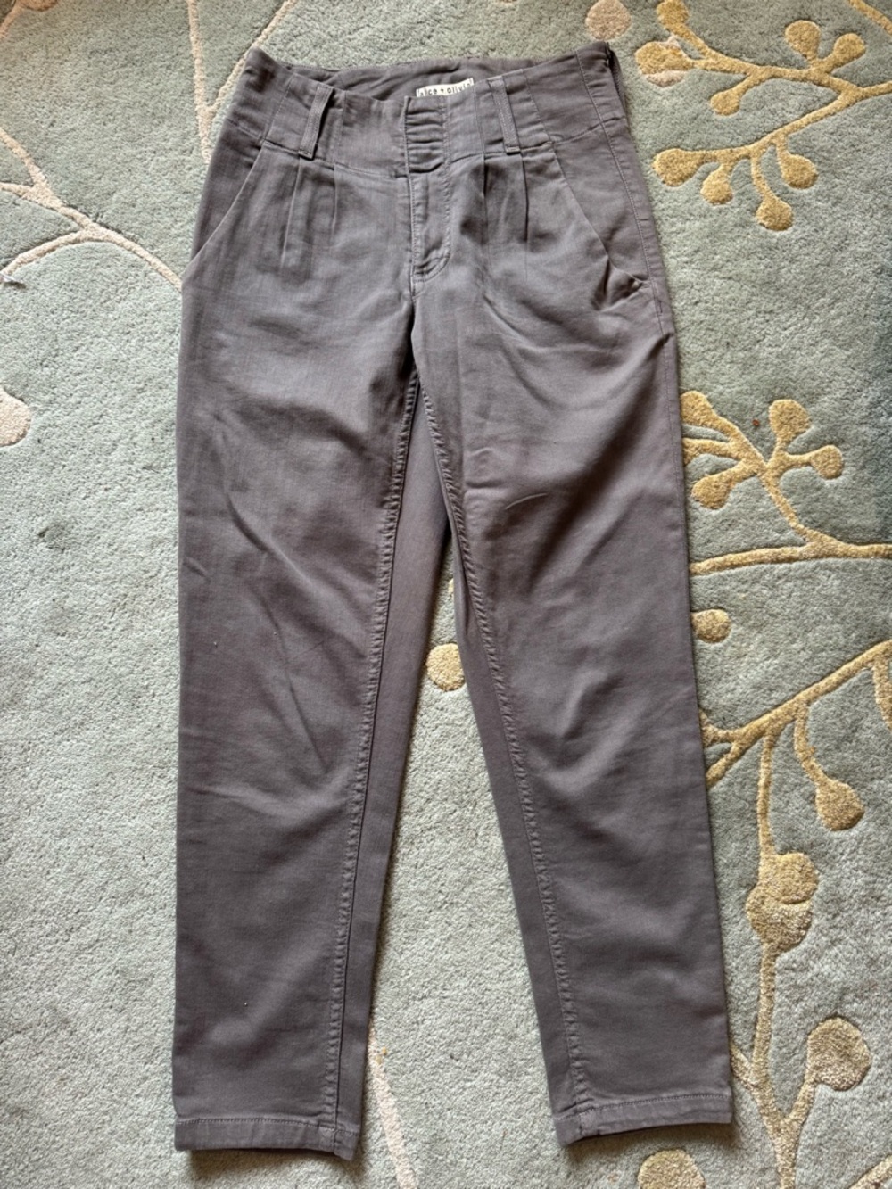 Alice Olivia Gray Casual Tapered Pants size 25